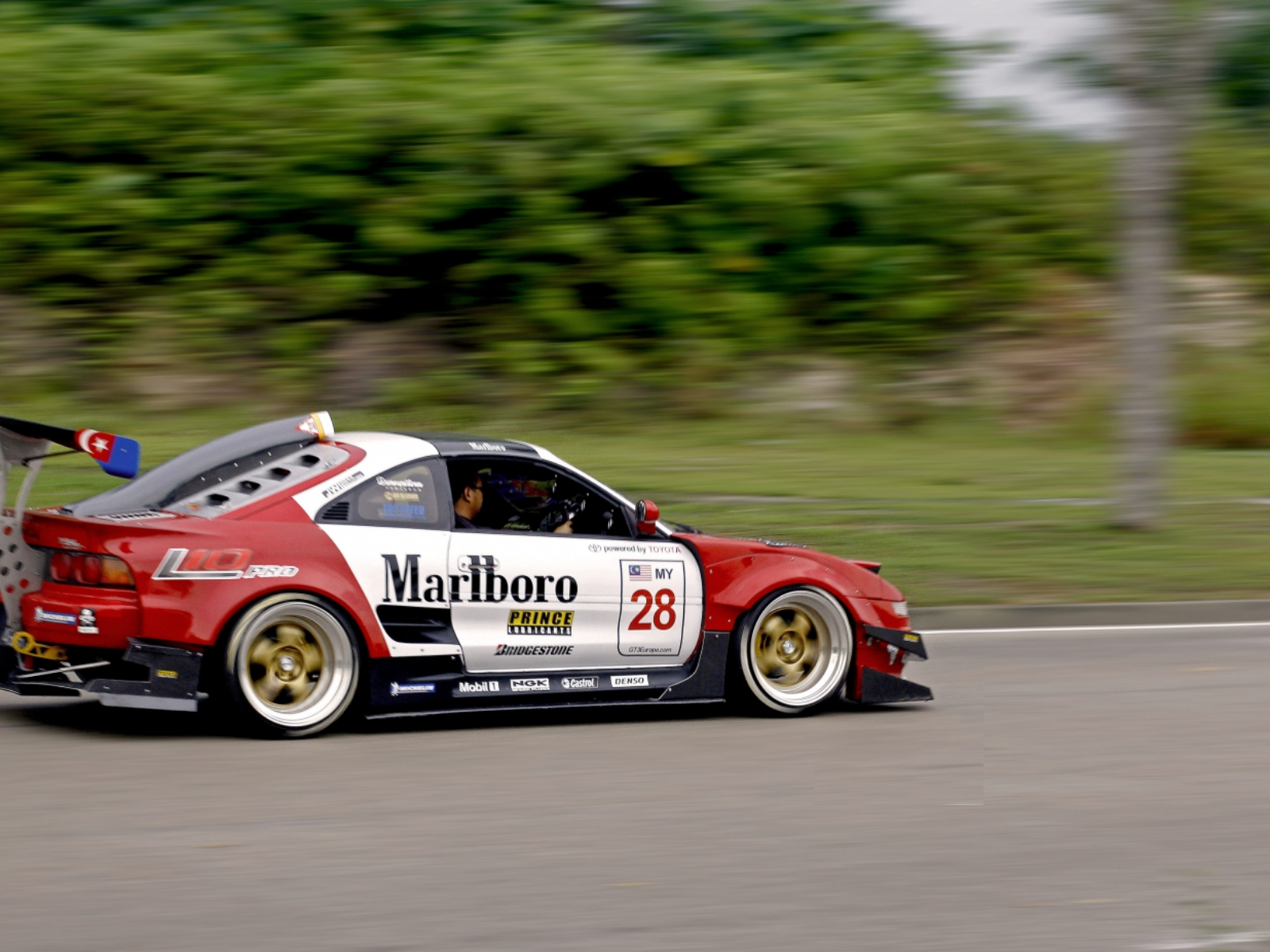 Cover of Most Closely to Racing Style—MarlboroMR2.