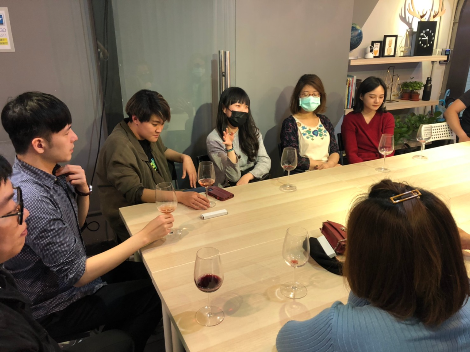 Cover of 【乾，人生真的好難】系列活動講師-心理與紅酒結合的極致饗宴.